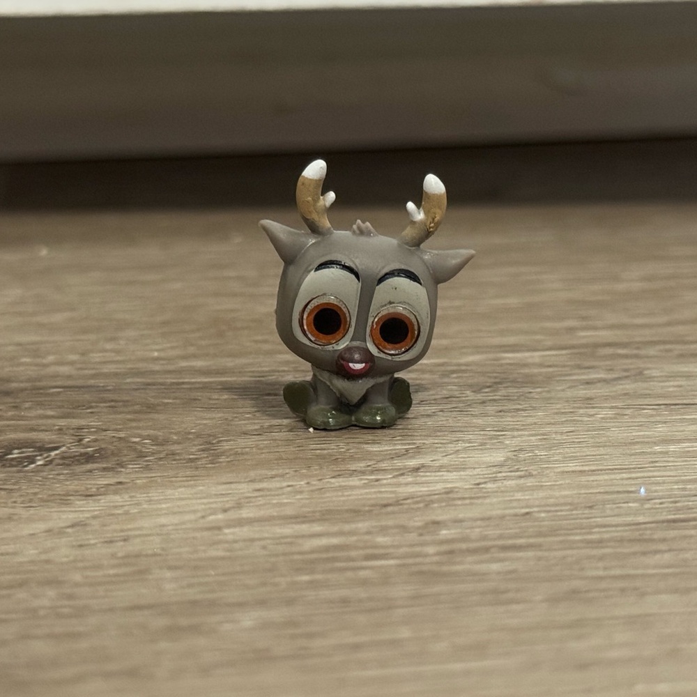 Disney Doorables Sven Frozen Series 3 Figure